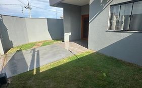 Casa garagem caminhonete exceto Dodge Ram, 2 quartos, espaço para 6 pessoas, casa completa, 5min Centro - Casa 5